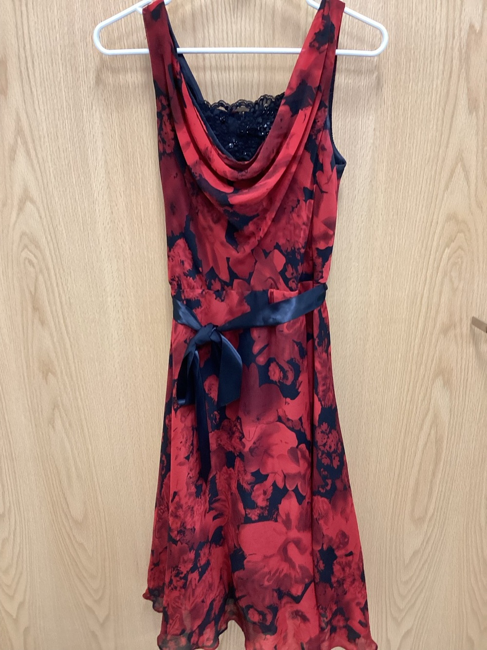 Coldwater Creek Red & Black Floral Cowl-Neck Dress with Satin Tie